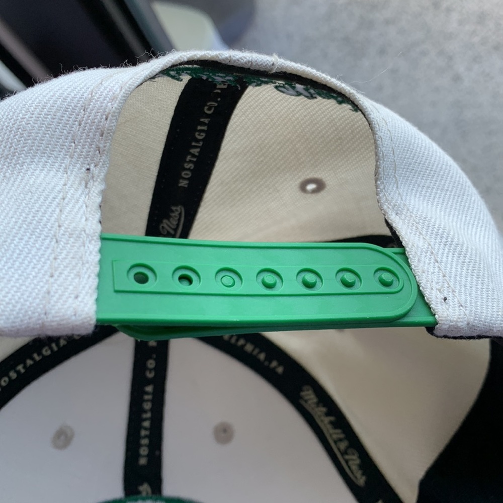 Celtics Hat - trucker style adjustable - Picture 5 of 7